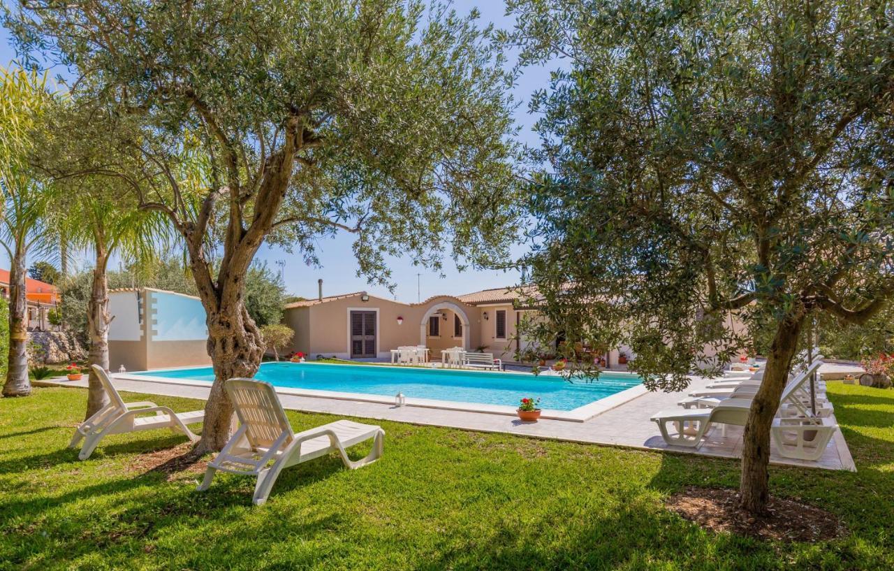 Villa Degli Ulivi Avola Luaran gambar